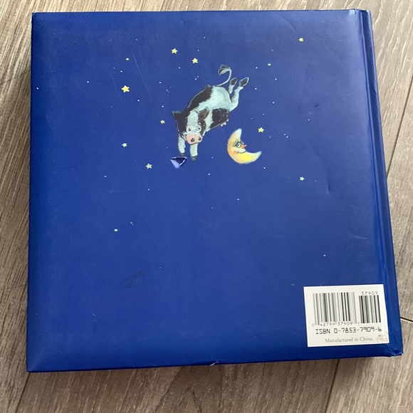 Treasury of Bedtime Stories 2006 Hardcover 16 Children Stories - Picture 2 of 5